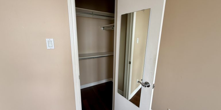 Closet 2