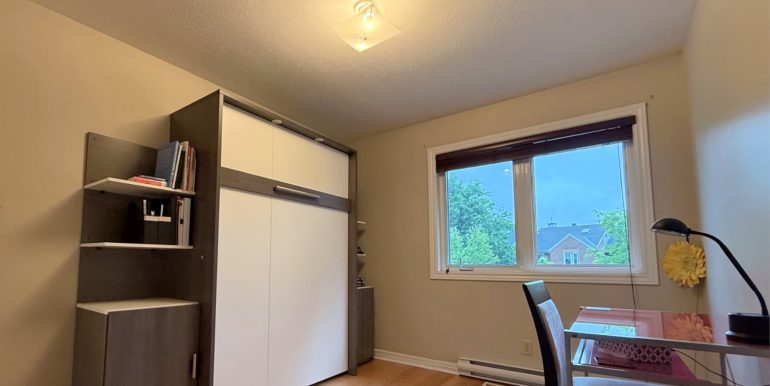 Bedroom IMG_0054