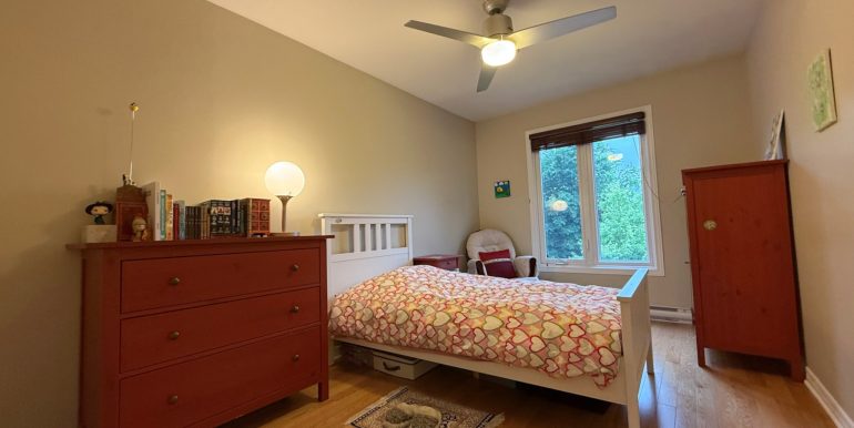 Bedroom IMG_0058