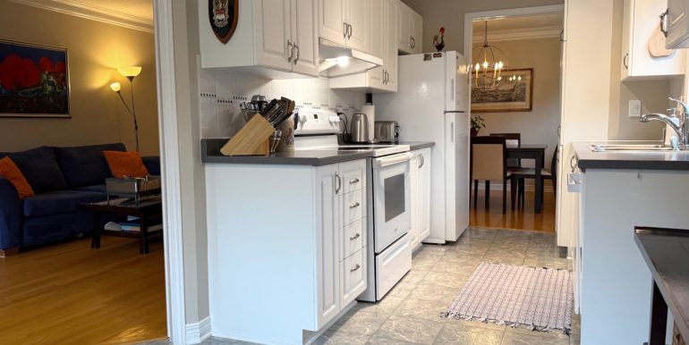 Kitchen IMG_0028