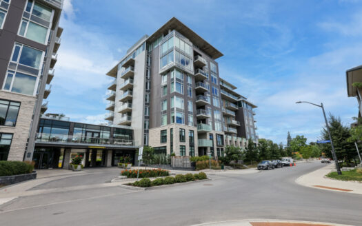 Ottawa East – 412-570 De Mazenod Avenue