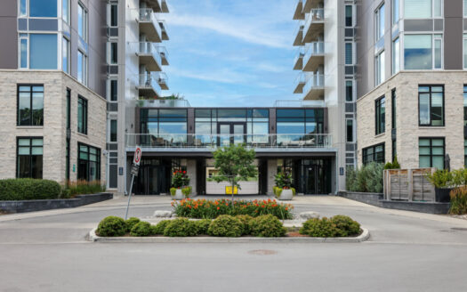 Ottawa East – 412-570 De Mazenod Avenue