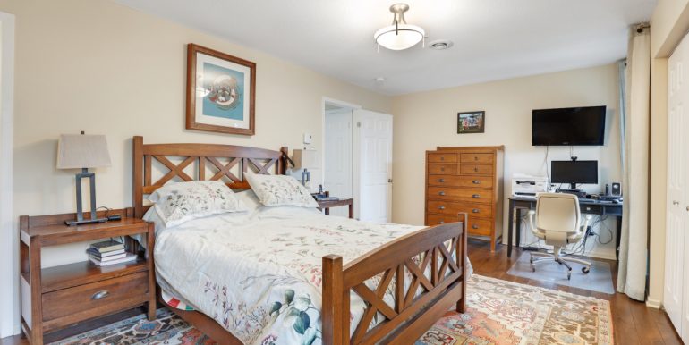 695-Richmond-121_25_1761311894-1100x700