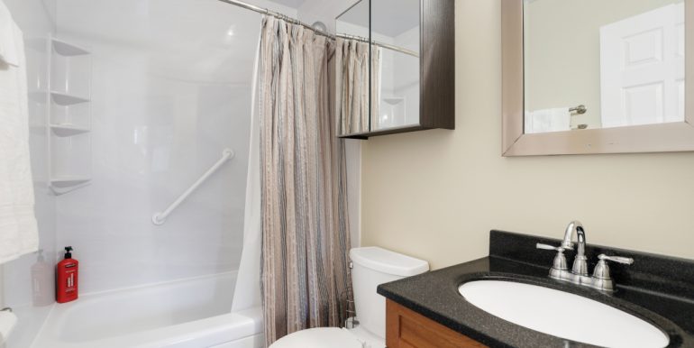 695-Richmond-131_27_1761311902-1100x700