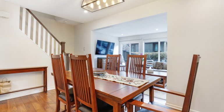 695-Richmond-81_17_1761311857-1100x700