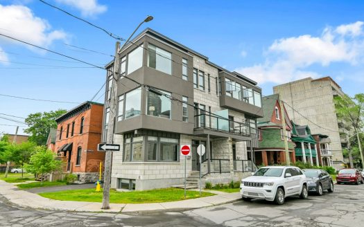 80 Empress Ave