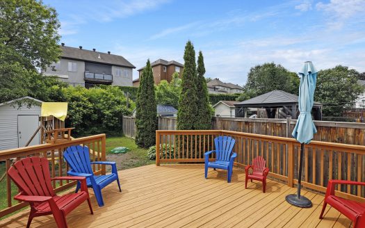 1080 Des Pins Avenue – Sold Summer 2026