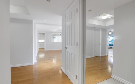 4-130 Rideau Terrace