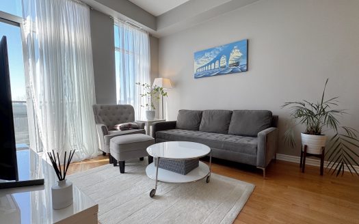 205 Bolton St Unit 422