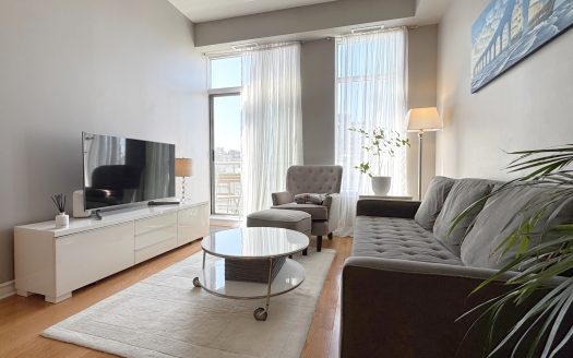 205 Bolton St Unit 422